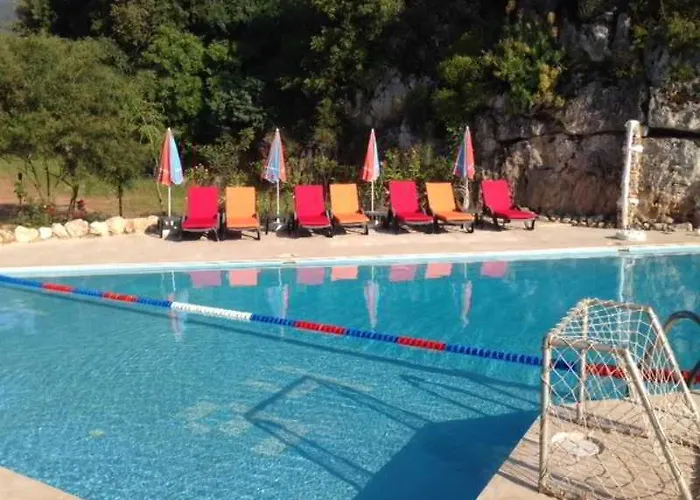 New Golden Gate 3* フェティエ