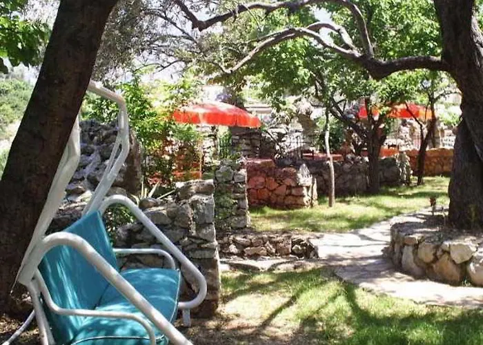 New Golden Gate 3* フェティエ