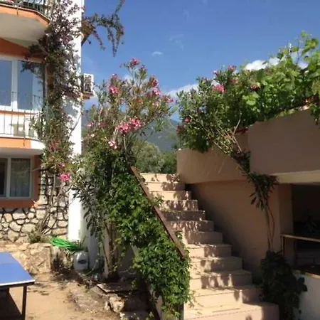 Ξενοδοχείο New Golden Gate 3*